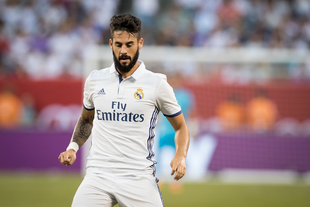 Adam isko. Иско Magazine. Isco with teammates 2022. Иско gq Magazine. Isko youtube.