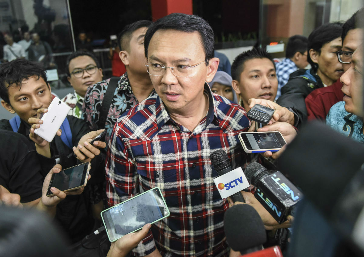 Tegur ILC Usai Tayangkan Perdebatan Kasus Penistaan Agama Ahok