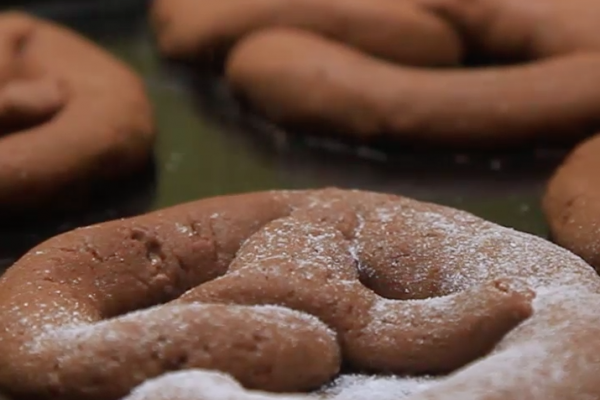 Resep Chocolate Pretzel Cookies Buat Acara Keluargamu Makin Seru!
