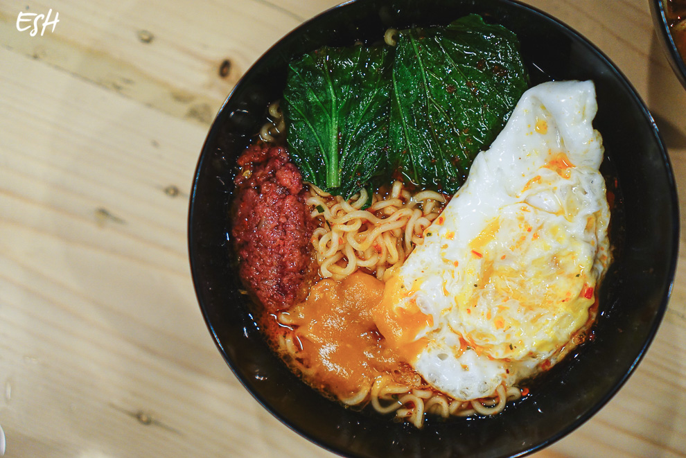 Makanan Ronge Ronge 6 Jenis Makanan yang Terasa Aneh kalau Kamu Makan Sendirian | IDN Times