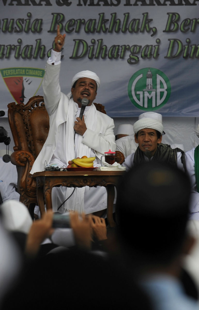 Gubernur Ridwan Kamil Pertimbangkan untuk Bertemu Rizieq Shihab