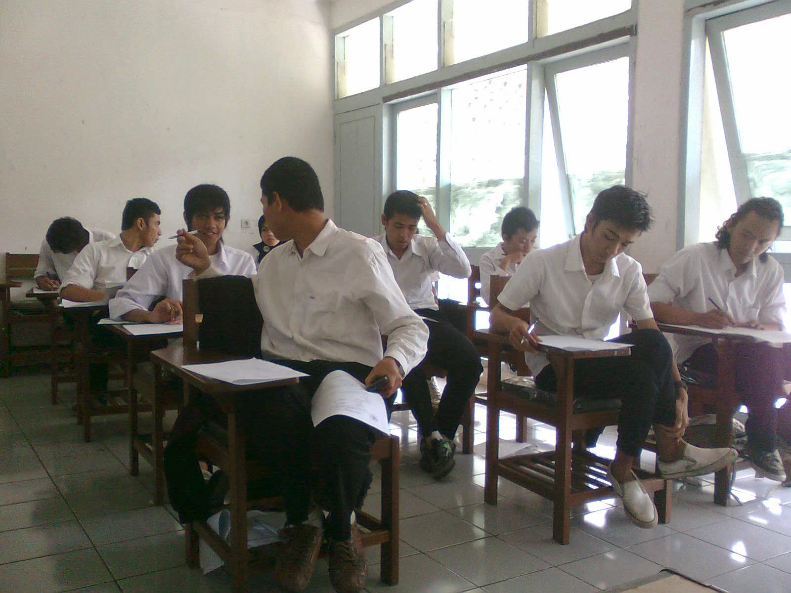 sekolah5-96dfbc50768c57f42d16b79b9eecfcdf.jpg