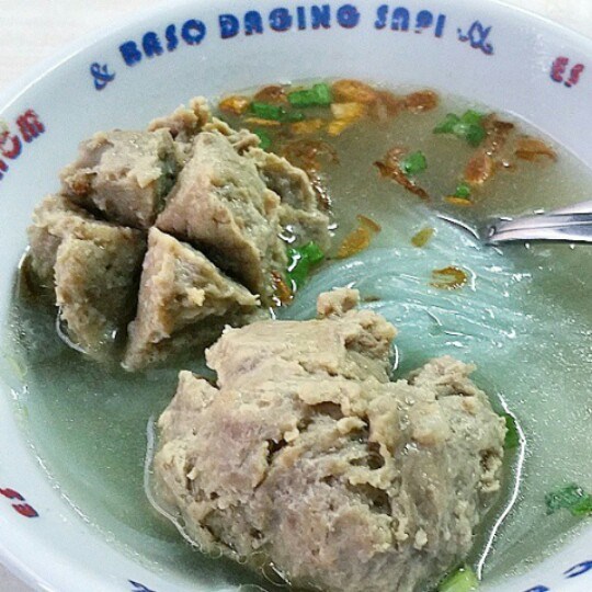 Ini 7 Warung Bakso Paling Enak yang Bisa Kamu Kunjungi di Surabaya