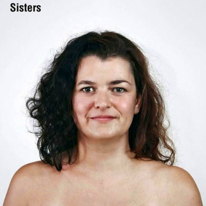 15 Foto Wajah Ini Buktikan: Gen Kita Gak Jauh Beda dari Keluarga Besar