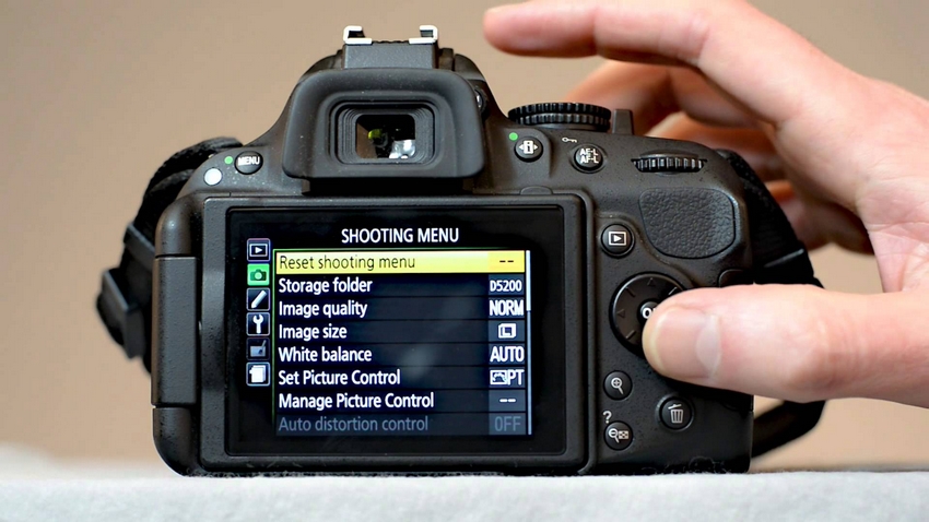 Mengenal 13 Setting-an Dasar Kamera Nikon, Agar Kamu Makin Jago Motret!