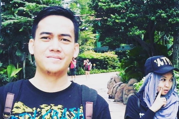 Ternyata Ini Alasan Avril Lavigne Unggah Foto Pasangan Asal Indonesia