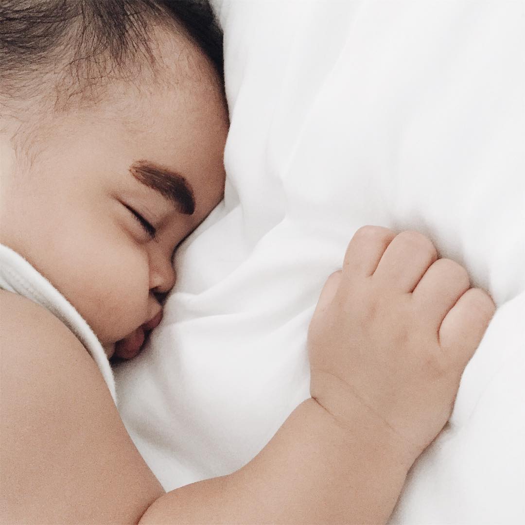 15 Foto Menggemaskan Sekala, Anak Ayudia Bing Slamet yang Imut Parah