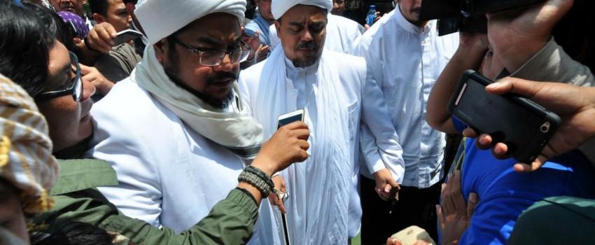 Firza Husein Akhirnya Angkat Bicara Tentang Sosok Ema dan Rizieq Syihab