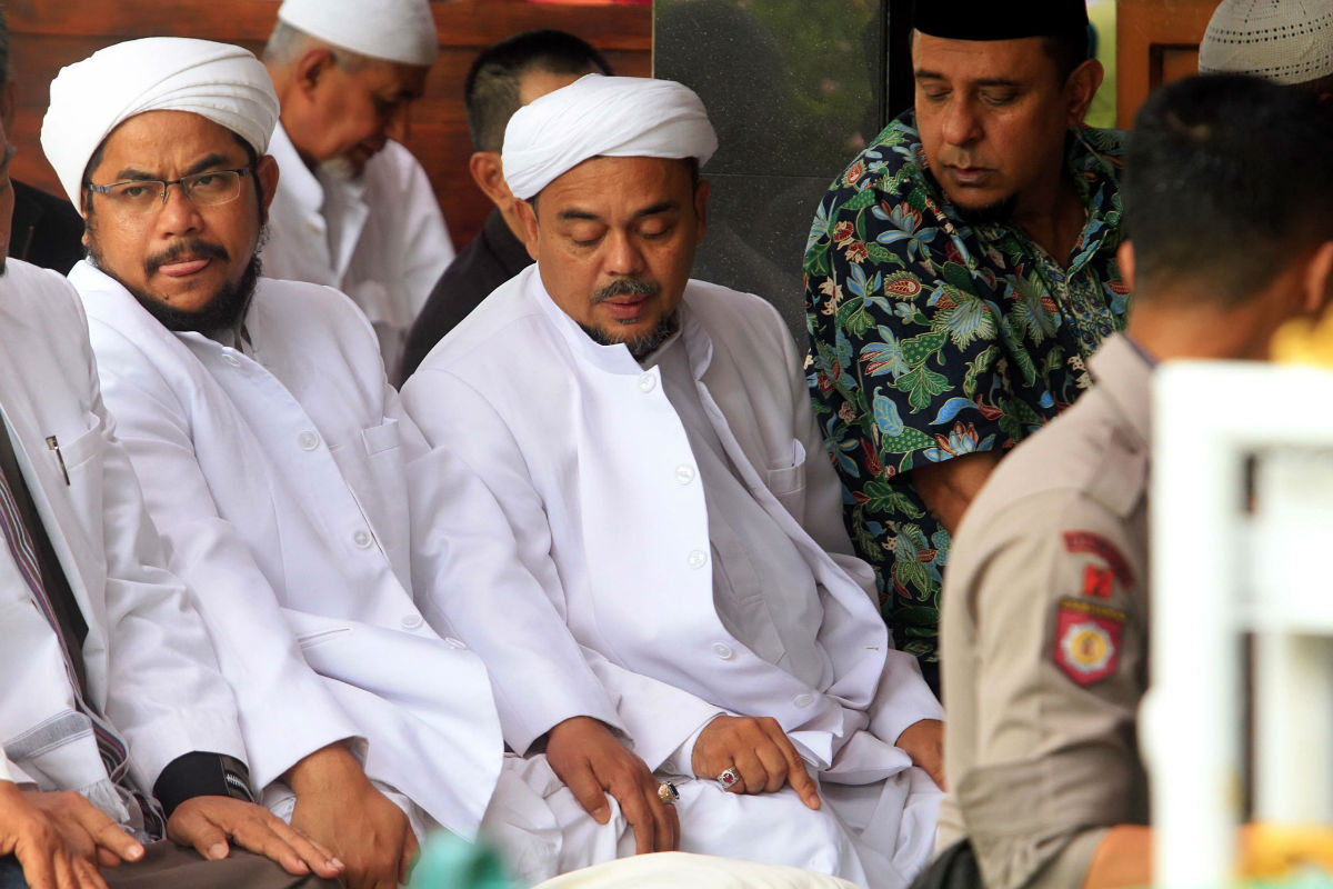 Firza Husein Akhirnya Angkat Bicara Tentang Sosok Ema Dan Rizieq Syihab