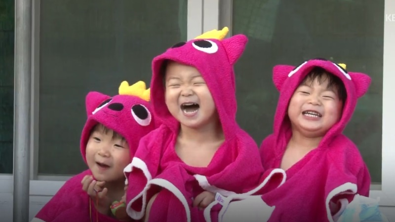 song-triplets-laughing-country-mice-800x450-7d9206b65cafc24844dae8921e468568.jpg