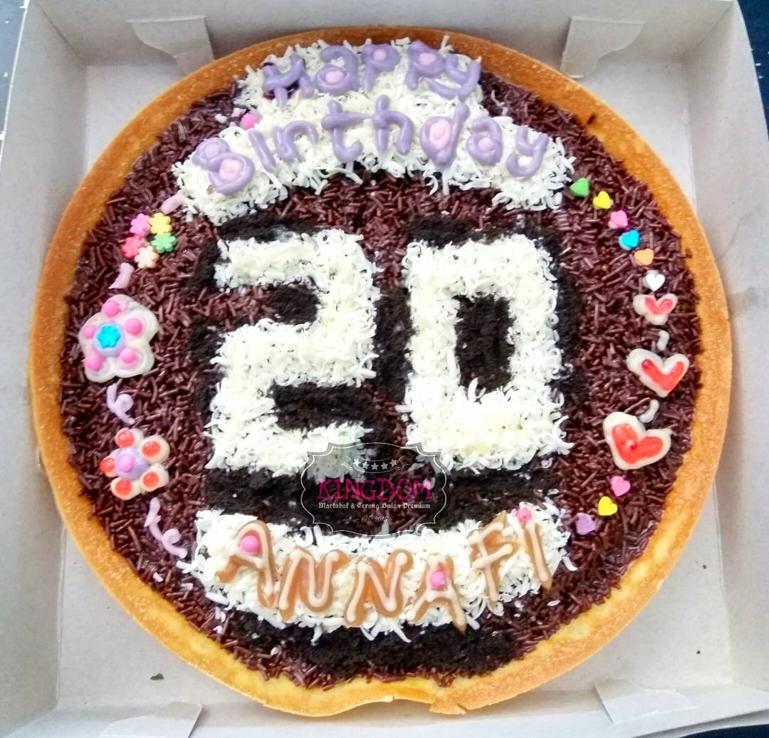 Kue ulang tahun unik dari Martabak manis