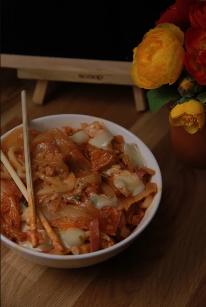 Penggemar Kimchi Udon Gak Boleh Ketinggalan Resep yang Satu Ini!