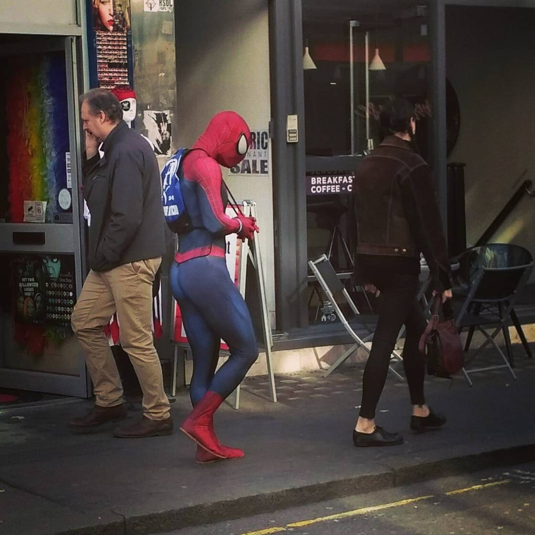 14 Meme Kocak Yang Menyambut Film Spiderman Homecoming Jenis