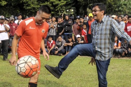 Jakmania Minta Dibuatkan Stadion, Djarot: Sabar...