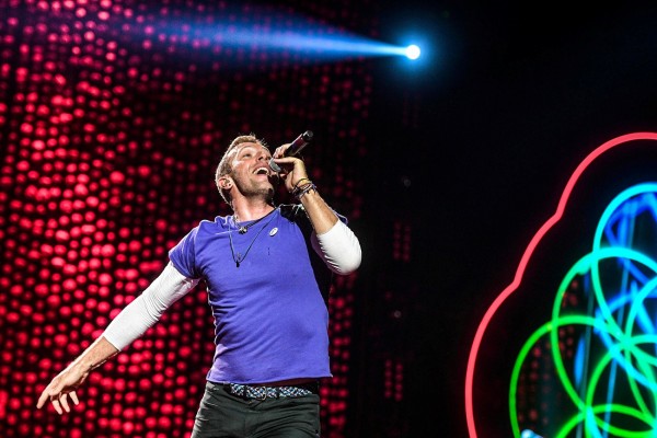 Seandainya Aja Coldplay Konser di Jakarta, Mungkin 7 Foto Ini Udah Ada di Instagram Kamu