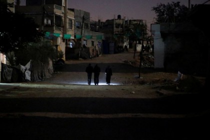 Image result for MATI LAMPU DI JALUR GAZA