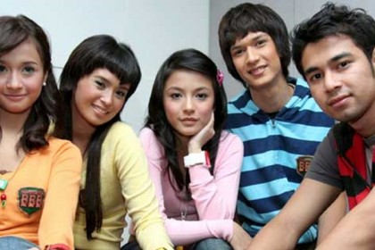 10 Potret Persahabatan BBB yang Tak Lekang Oleh Waktu