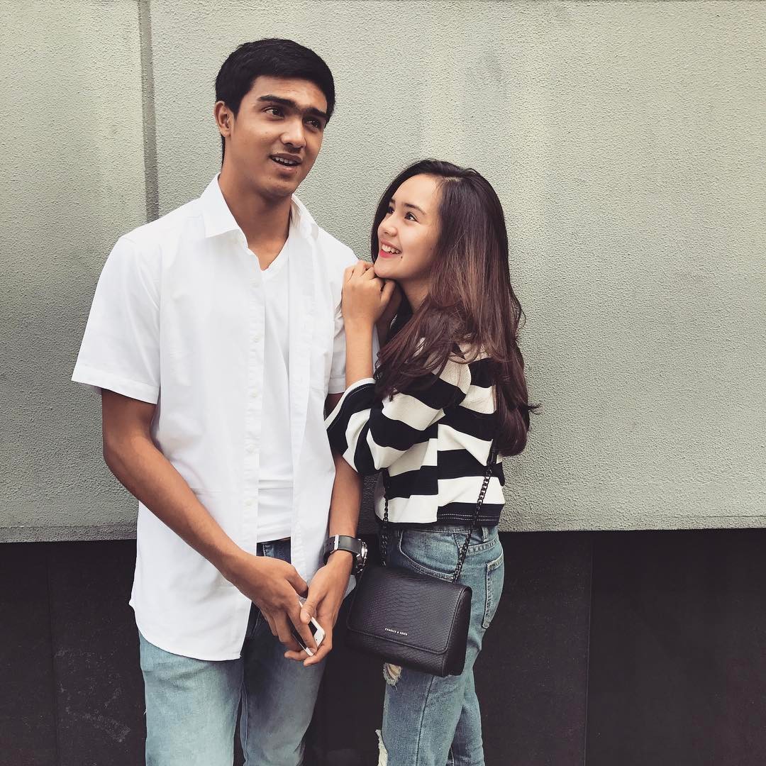 Bak Pacaran, Ini 10 Kedekatan Beby Tsabina & Kakak Gantengnya