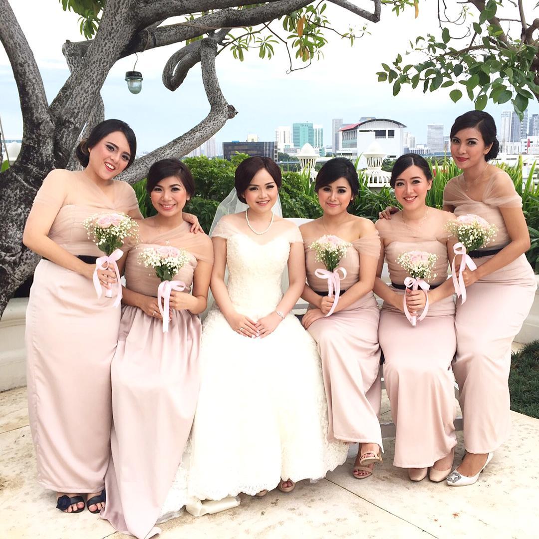 Elegan Ini 19 Seragam Bridesmaids Terbaik Yang Bisa Ditiru