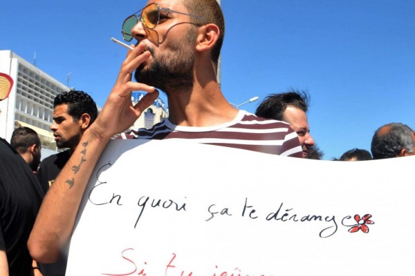 Merokok di Bulan Ramadan, 5 Pria di Tunisia Dipenjara