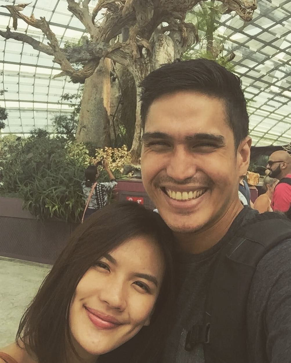 10 Momen Kemesraan Marcel Chandrawinata dan Kekasihnya 