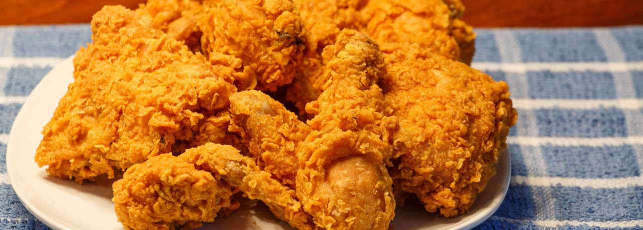 6 Ayam Goreng Lokal Ini Lebih Enak Dibanding Merek 