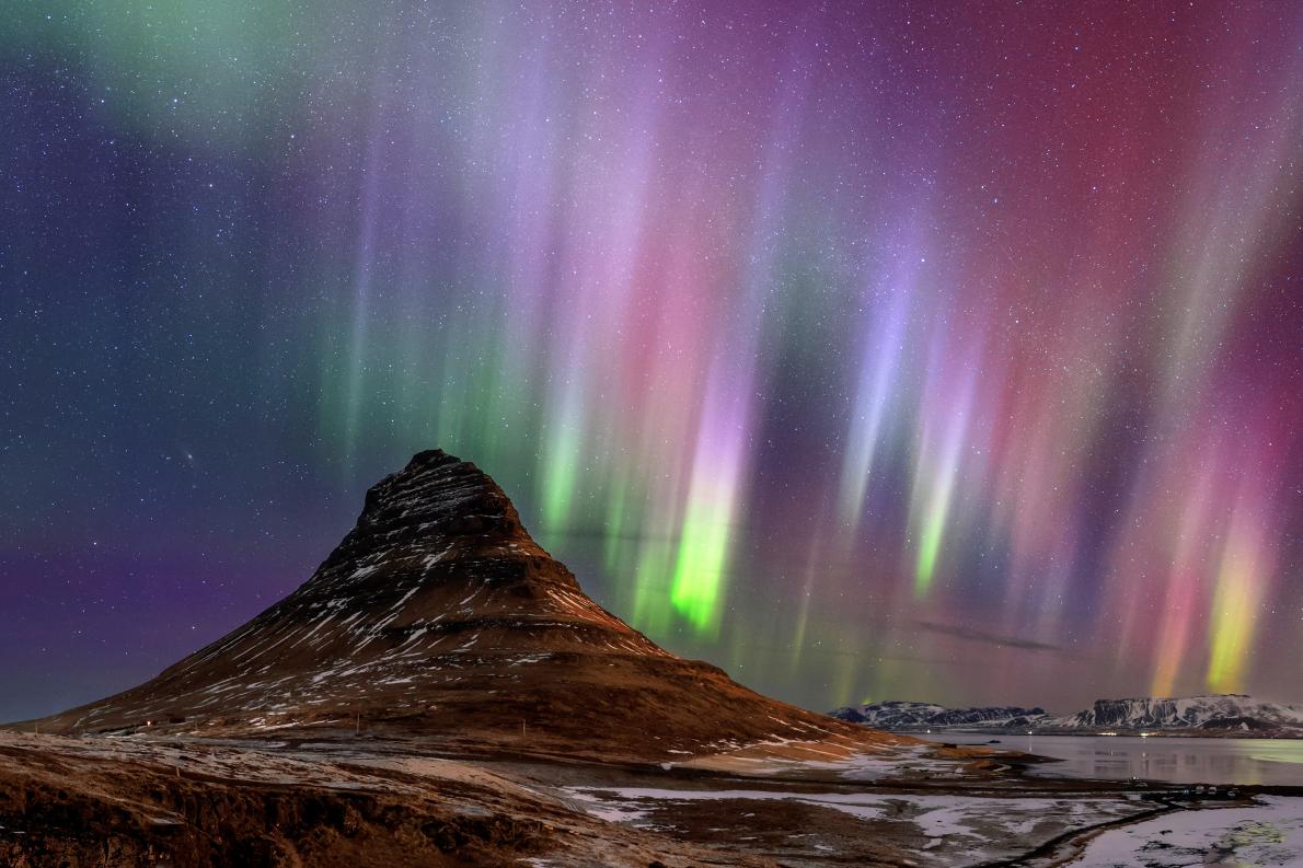 8 Lokasi Terbaik Untuk Melihat Aurora, Lukisan Tuhan Paling Indah
