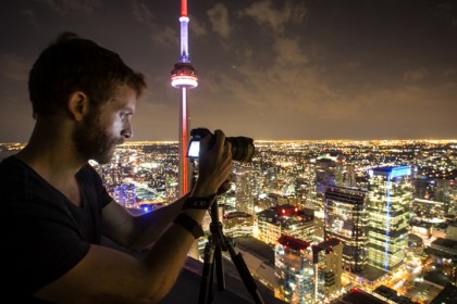 Tips Memotret Menggunakan DSLR di Malam Hari Untuk Pemula