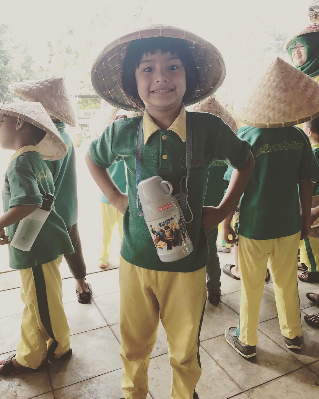 10 Foto King Faaz, Anak Fairuz A. Rafiq yang Setampan Pangeran