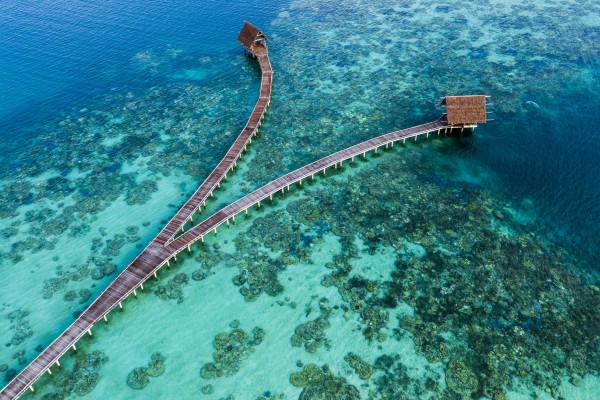 7 "Surga" Alam Indonesia ini Lebih Indah dari Maldives