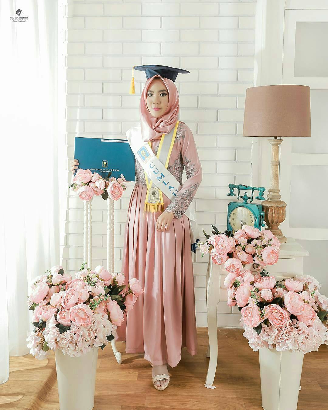 Inspirasi Kebaya hijab kekinian