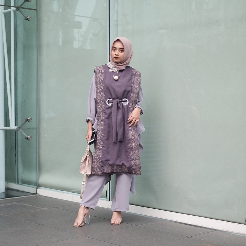 Super Elegan 14 Style Hijab Kondangan  Ini Bikin Kamu 