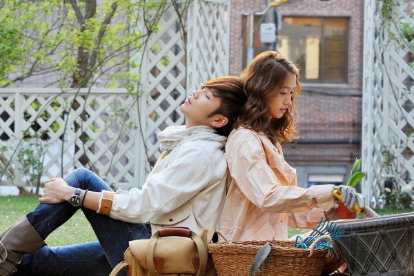 20 Ungkapan Cinta Di Drama Korea Yang Bikin Hatimu Meleleh