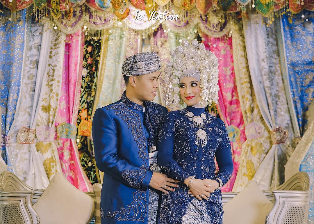 Indah & Mewah, 10 Referensi Baju Pernikahan Adat Minang