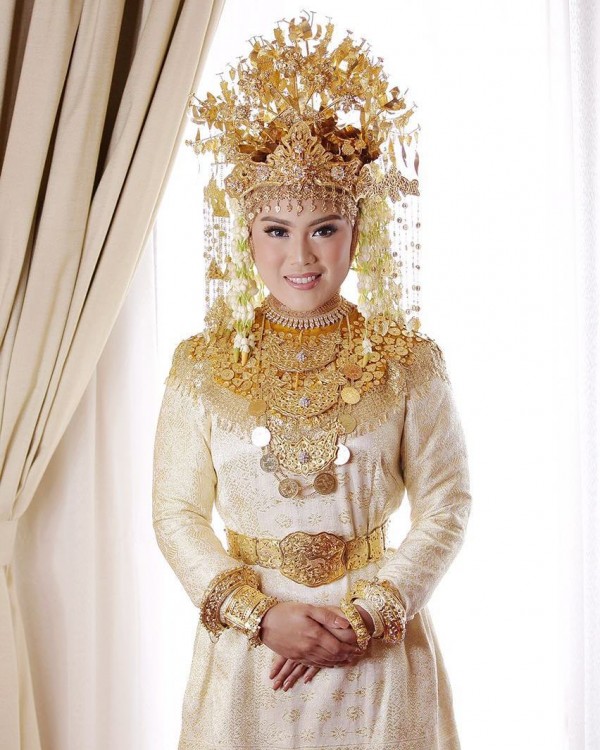 Simple Elegan 15 Inspirasi Baju  Pernikahan Adat Palembang 