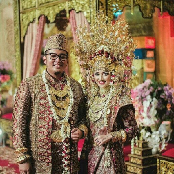  Simple  Elegan 15 Inspirasi Baju  Pernikahan Adat  Palembang