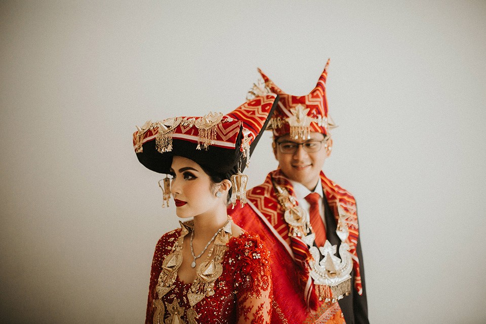 15 Busana Adat Batak untuk Tampil Istimewa di Hari Pernikahan