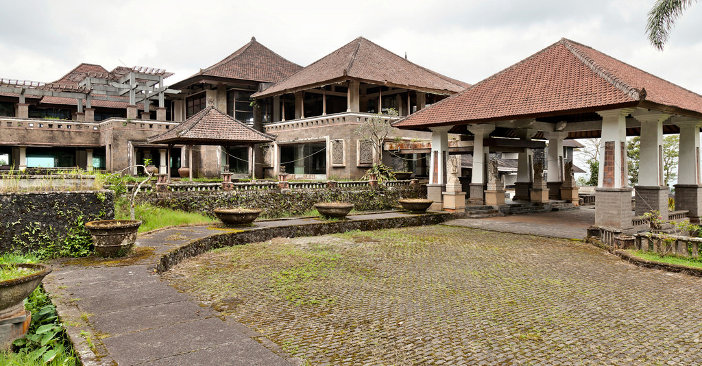 10 Tempat Angker di Bali Ini Bikin Merinding, Berani ke Sini?