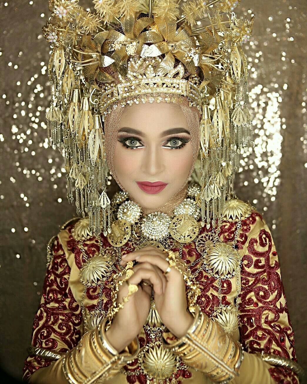 10 Busana Aceh untuk Hari Pernikahan yang Super Elegan