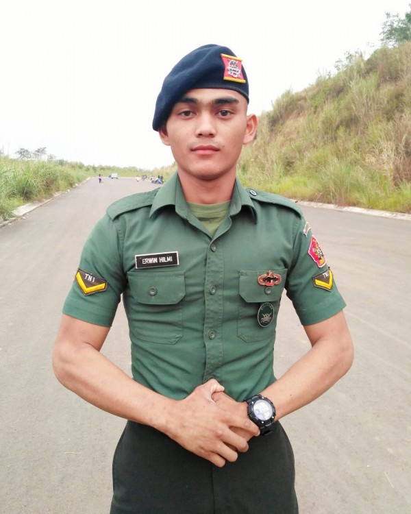 Aduh, Gantengnya 10 Anggota TNI ini Bikin Kamu Ingin