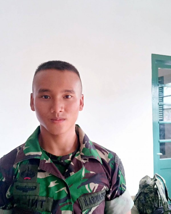 38 Foto Potongan Rambut  Tentara Indonesia Model Baru 