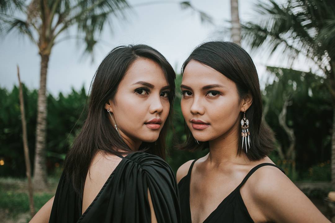 10 Potret Vero & Val, Model Kembar Indonesia yang Bikin Terpesona