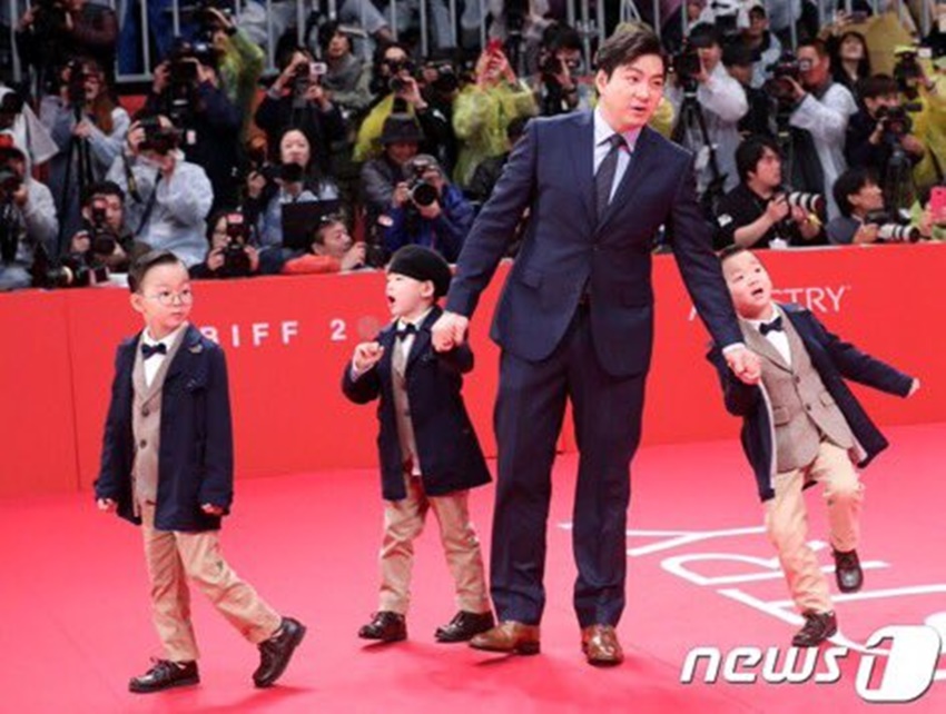 13 Foto Terbaru Daehan Minguk Manse Ini Bikin Pangling Berat