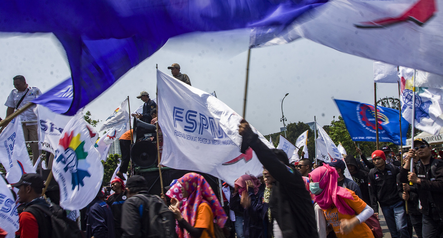 Ribuan Orang Dari Partai Buruh Kampanye Geruduk Kantor Gubernur Jateng