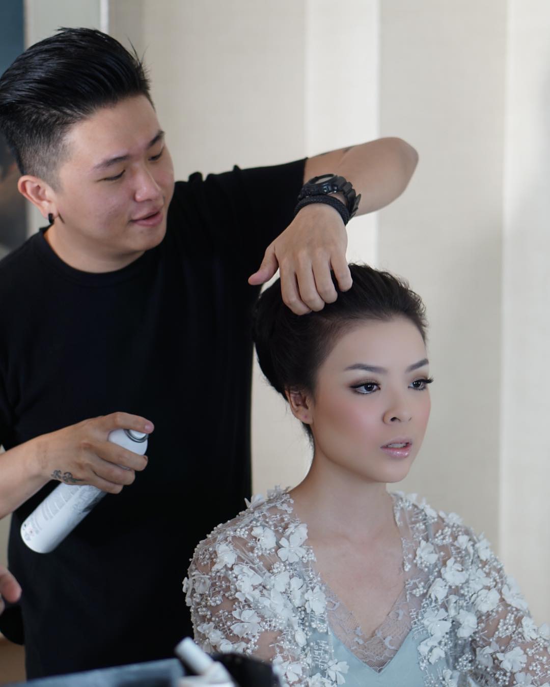 9 Make Up Artist Favorit Para Seleb Bikin Cantik Luar Biasa