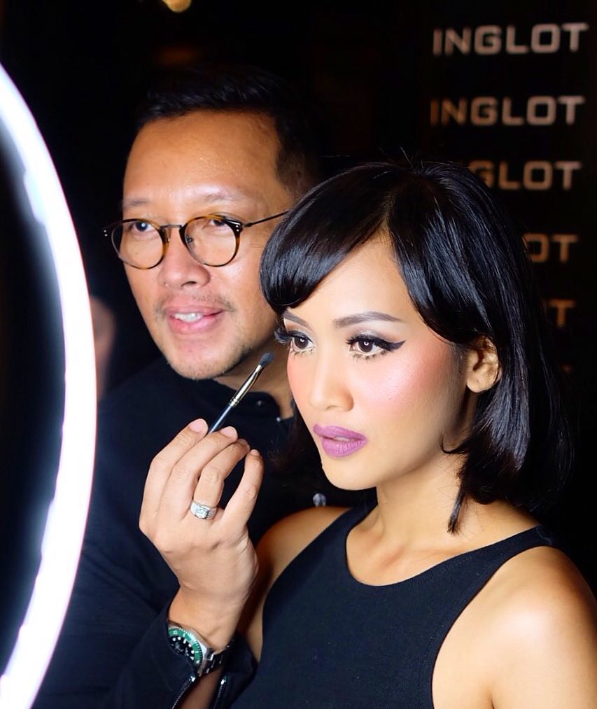 9 Make Up Artist Favorit Para Seleb Bikin Cantik Luar Biasa