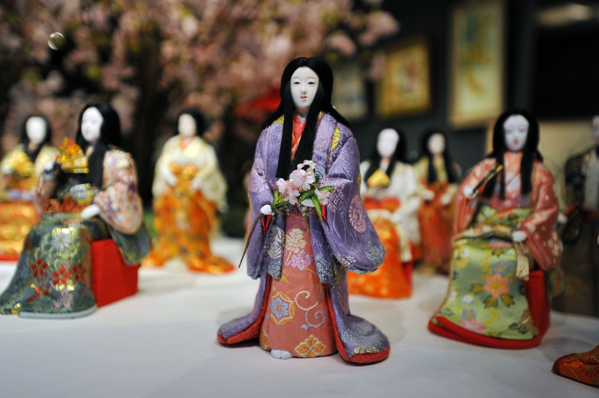 9 Boneka Tradisional Jepang Ini Punya Bentuk yang Menyeramkan!