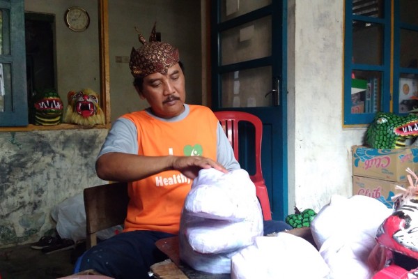 Balada Topeng Muludan, Kesenian Tradisional yang Tergilas Zaman