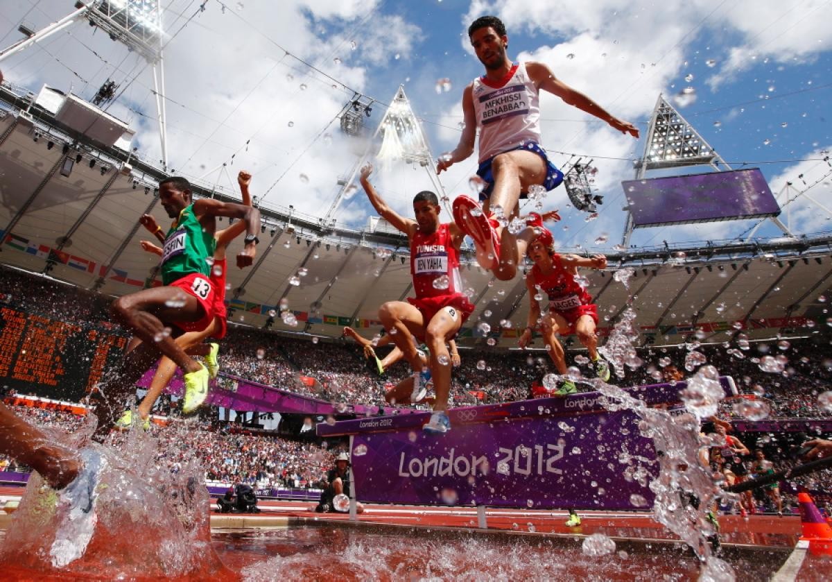 5 Olahraga Unik 2012-london-olympics-steeplechase-8df93d28e9a8062bbe45d85211649aec