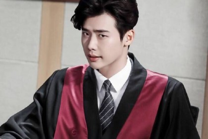 7 Jaksa dan Pengacara Ganteng di Drama Korea, Jadi Pengen 